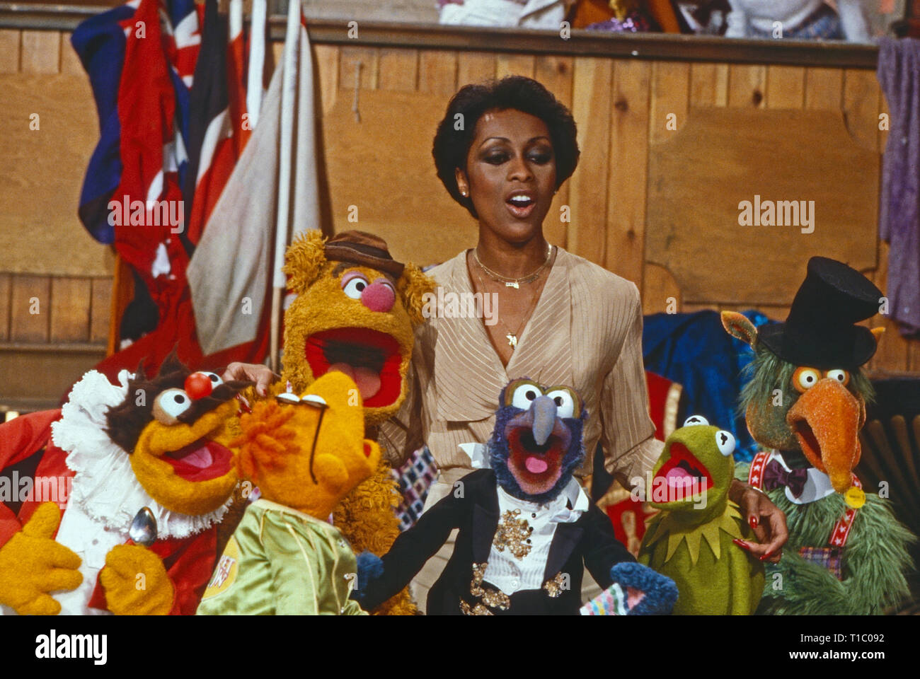 Lew Lernspiel We All Belong (sesame Street) – Author Random House; Illustrated By