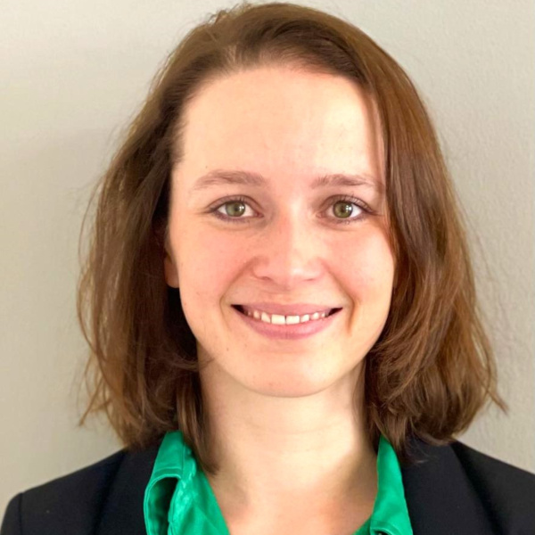 Hanna Lernspiel Sprache Sarah Hanna Embarks On New Business Ventures