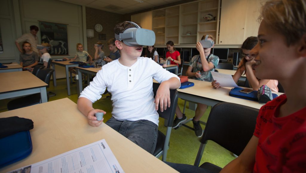 Heromask Vr Headset Mit Mathe Lernspielen Mua Heromask Pro