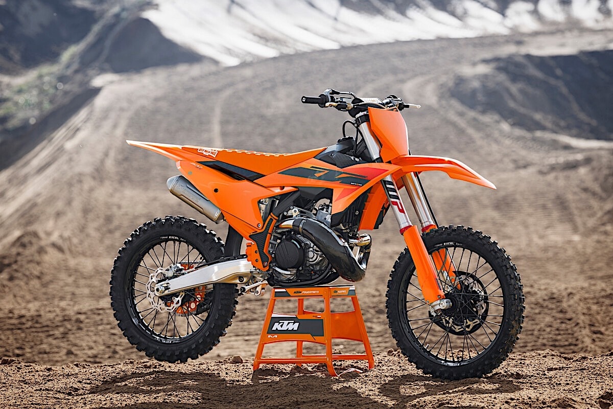 Ktm 690 Enduro 2026 2024 ktm Enduro And Dual Sport Motorcycles First Look